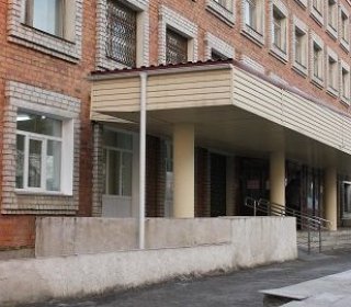 Курганская поликлиника № 2 на Советской улице